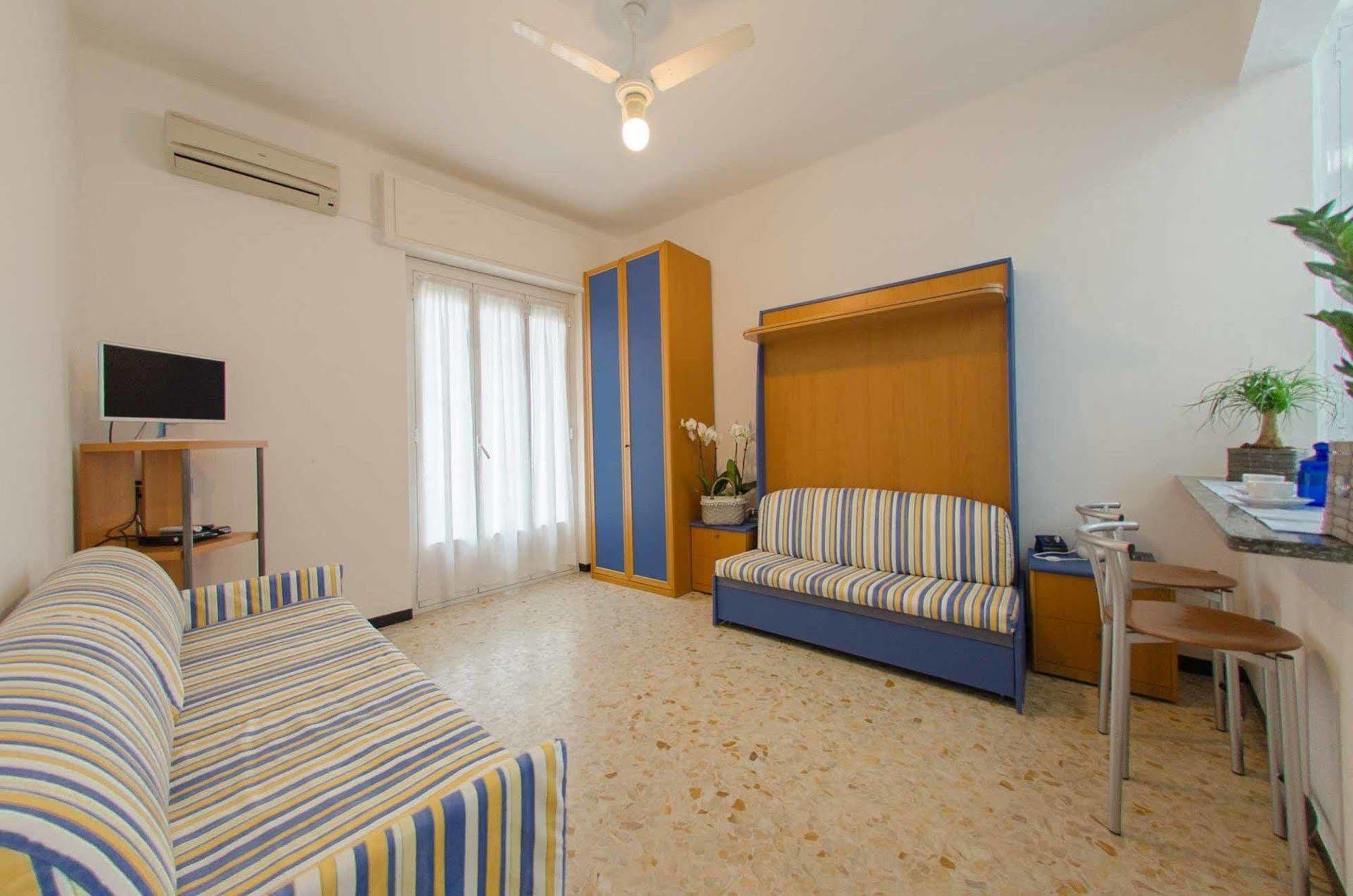 Aparthotel Residenza Adelaide Finale Ligure Exterior foto