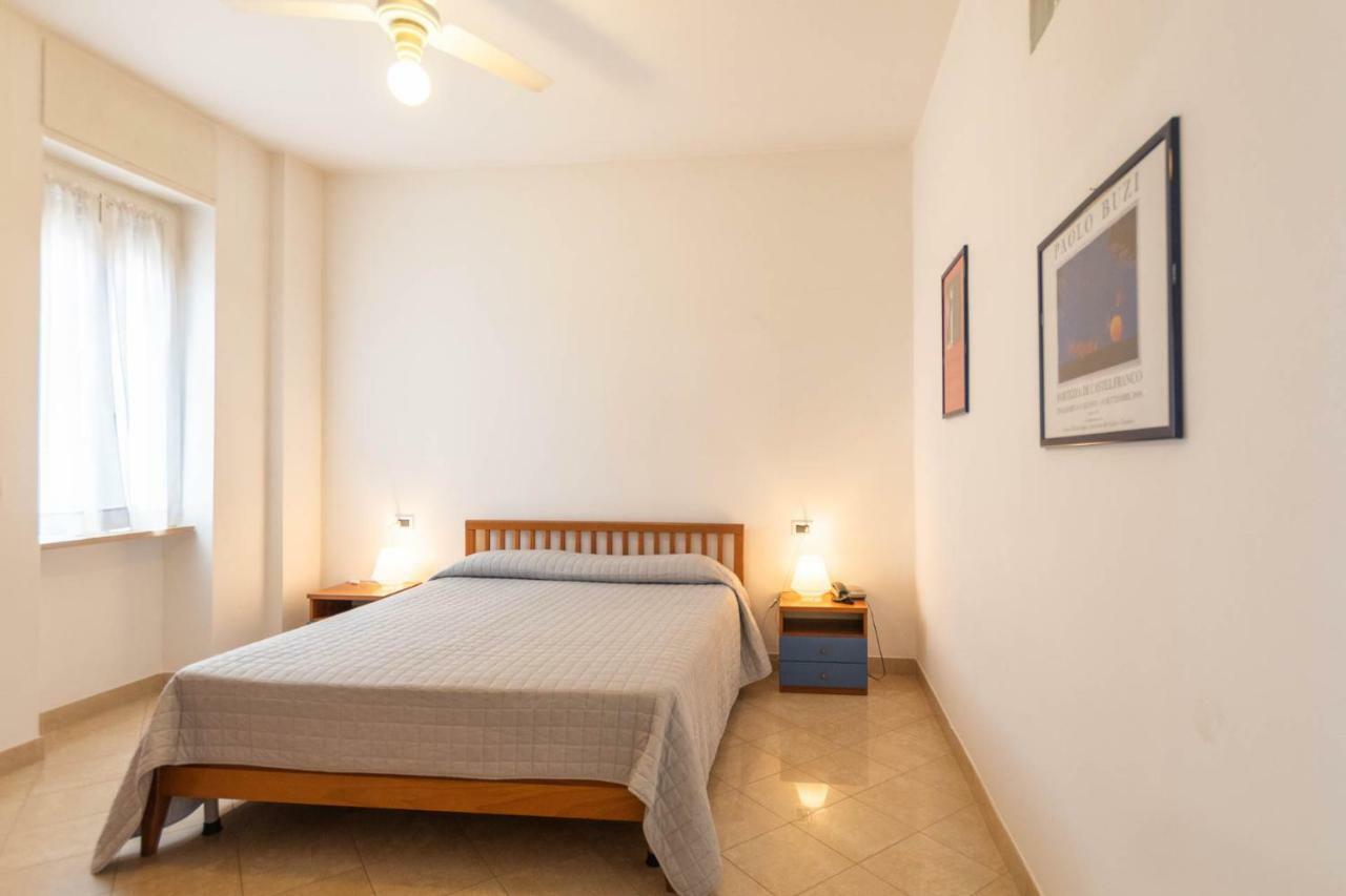 Aparthotel Residenza Adelaide Finale Ligure Exterior foto